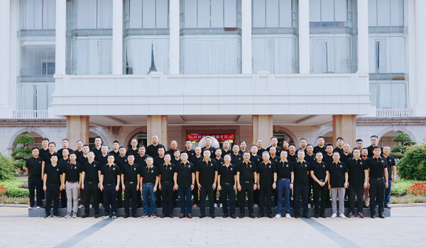 开云集团电子新材料行业会议在广东东莞总部成功召开